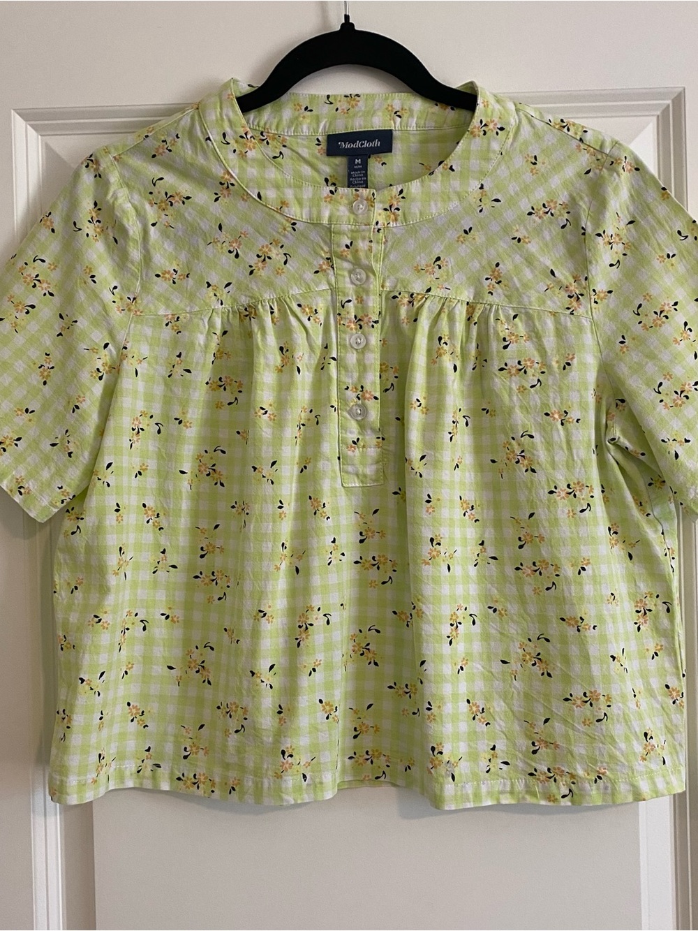 Modcloth Pale Yellow Gingham Floral Short Sleeve Top